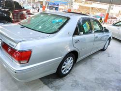 تۆیۆتا کراون